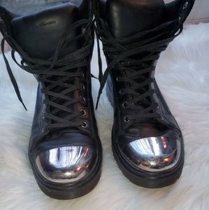 Dr. Martens Kayla Boot